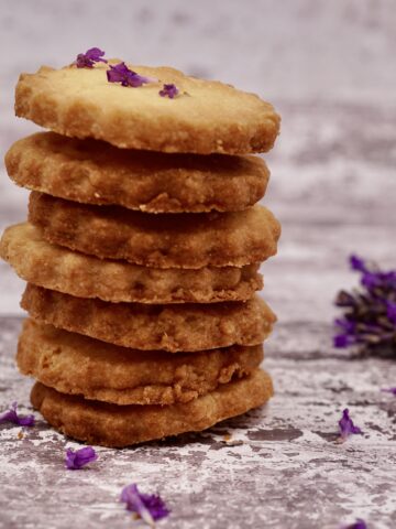 Lavender shortbread biscuits