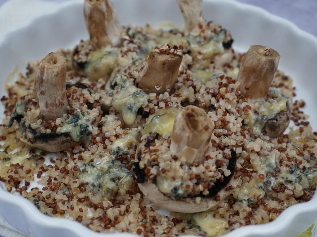 Mushrooms with blue cheese and quinoa