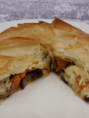 Baked filo parcel with Camembert
