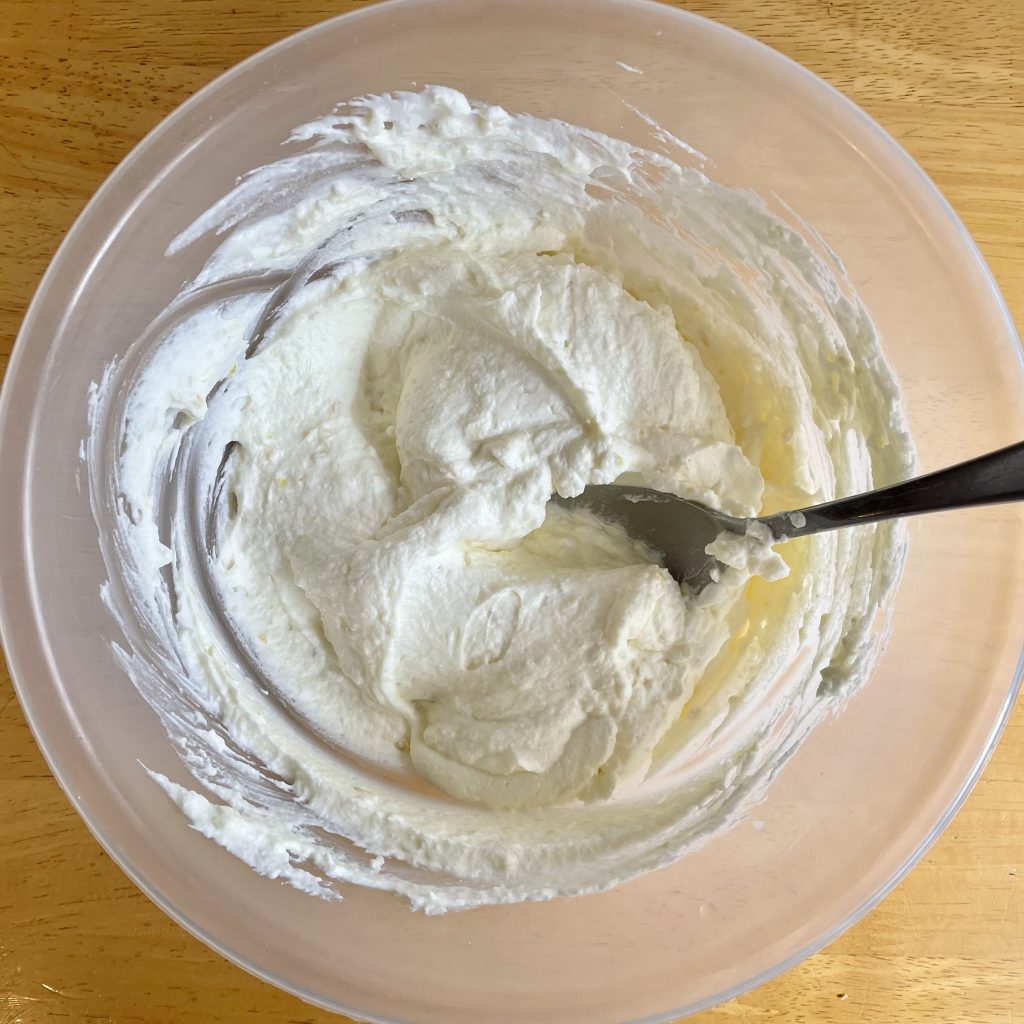 Preparing cheesecake cream