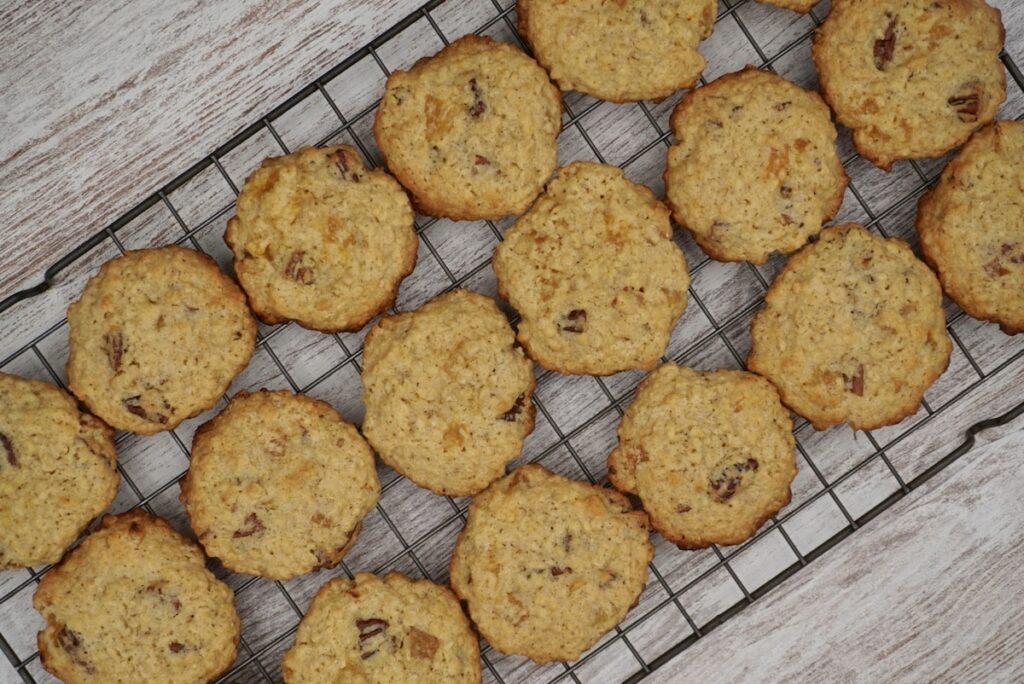 Pecan and apricot cookies
