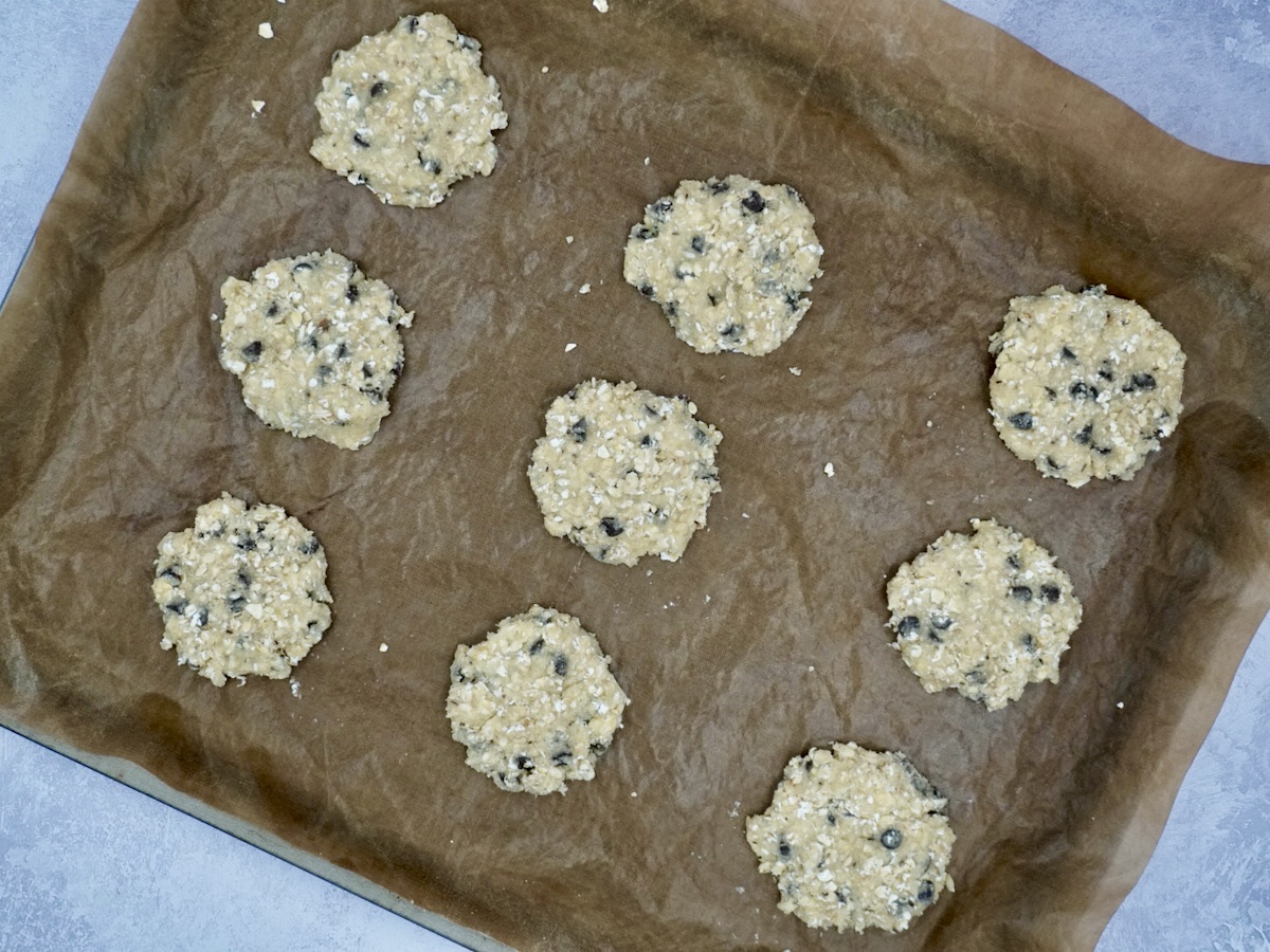 Unbaked chocolate chip cookies