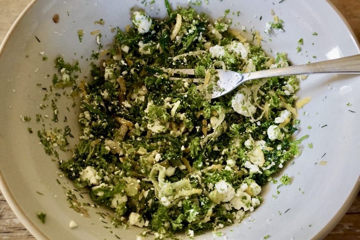 Feta and spinach filling for spanakopita