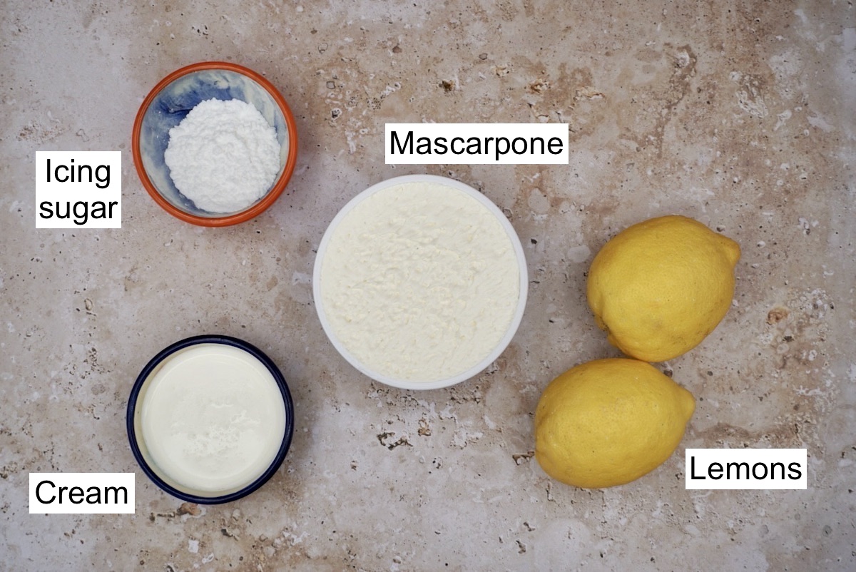 Labelled ingredients for lemon mousse
