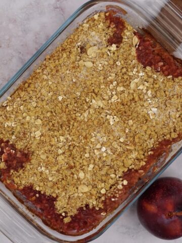Fruit crumble with crumble topping.